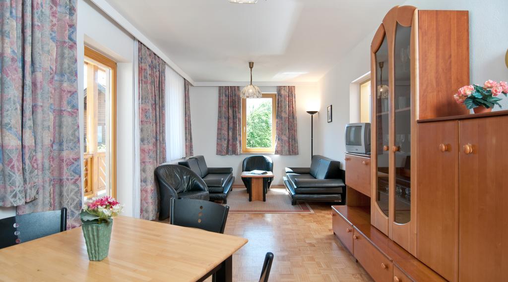 Gaestehaus Lutschounig 法克湖 外观 照片