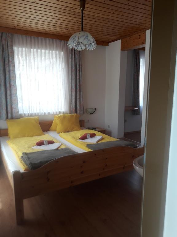 Gaestehaus Lutschounig 法克湖 外观 照片